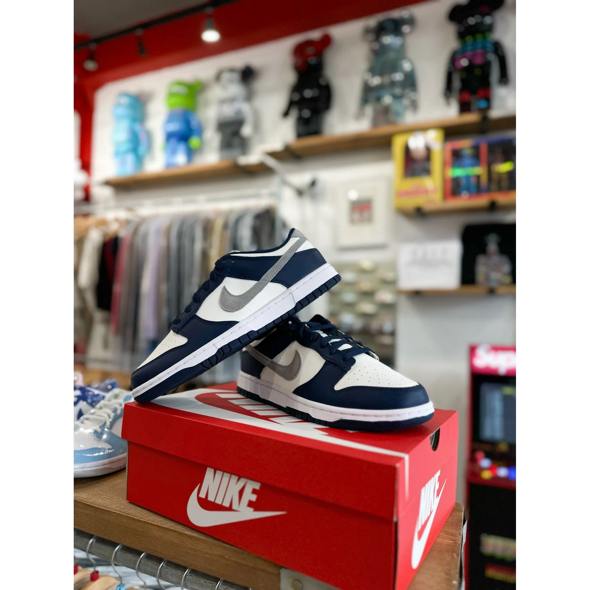 Nike Dunk Low Summit White Midnight Navy